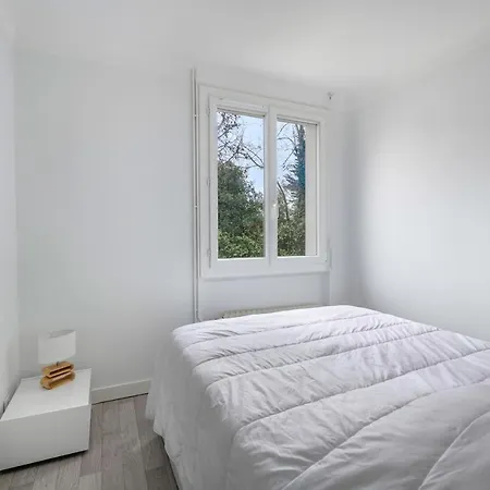 Holiday home Maison Avec Jardin A 500m De La