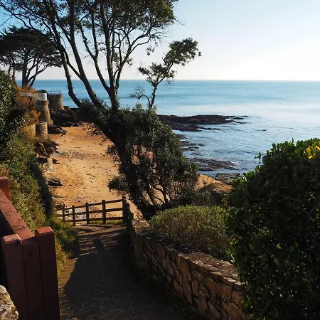 Maison Avec Jardin A 500m De La