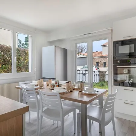 Maison Avec Jardin à 500m De La Pornic