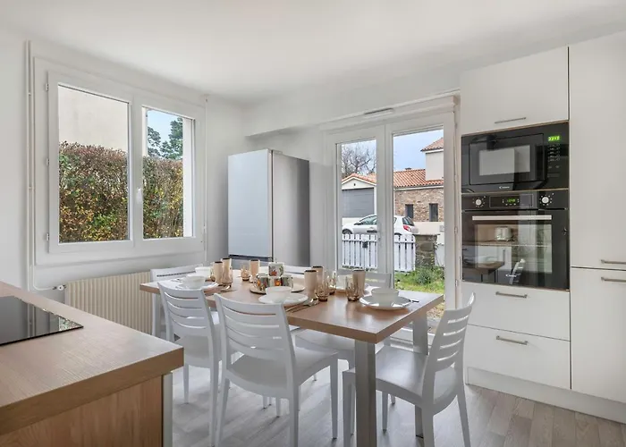 Maison Avec Jardin à 500m De La Pornic